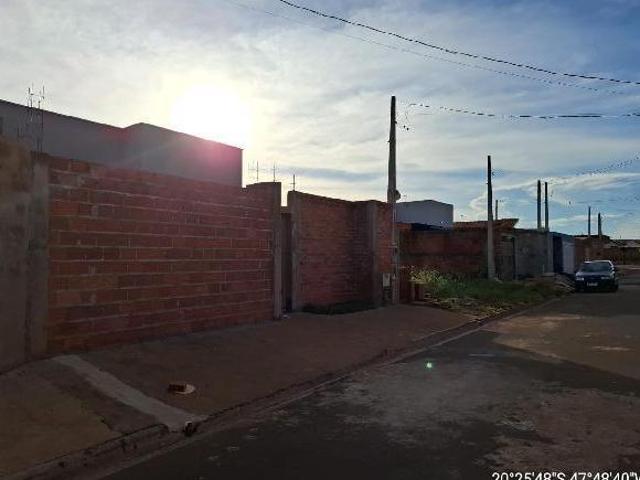 Oferta com destaque — Casa no Antonio Abboud, Guara SP, Nº 740, 2 quartos, 2 vagas, 250m² | Venda