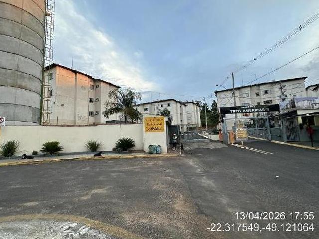 Oferta com excelente localização — Apartamento no Nucleo Habitacional Vereador Edson, Bauru SP, Ap
