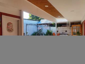 OFERTA CASA A PASOS DE LA PLAZA DE MAIPU