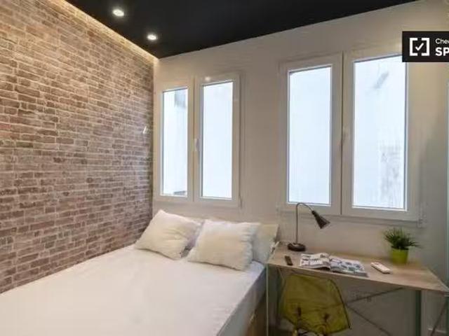 ¡Recién llegado! Alquiler de habitaciones en piso de 6 habitac.