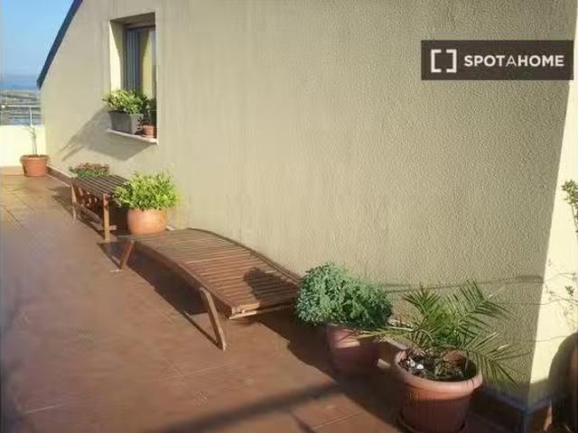 ¡Recién llegado! Apartamento de 3 habitaciones en alquiler en.