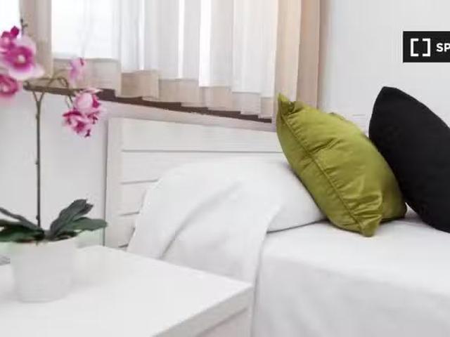 Encantador Apartamento de 2 dormitorios en alquiler en Campana.