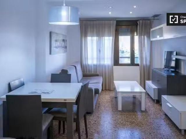 ¡Renta! Apartamento de 2 dormitorios en alquiler en Campanar.