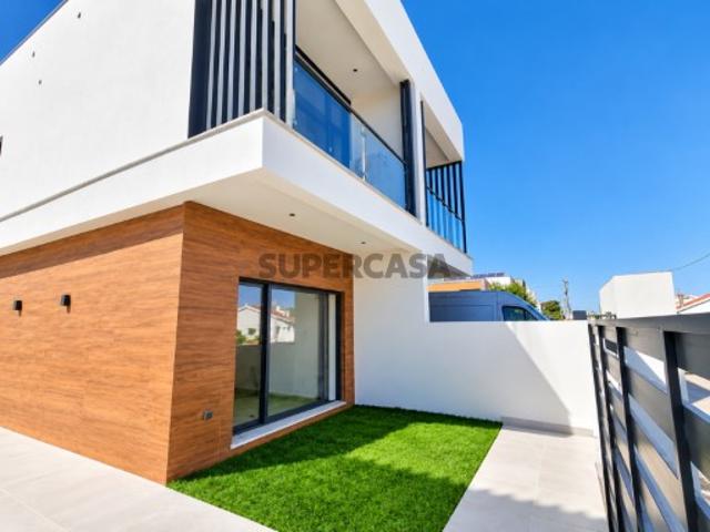 OFERTA DA ESCRITURA | Moradia T3 | Piscina | Em construção | Fernão Ferro| Redondos