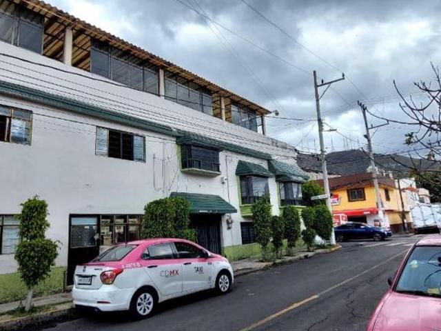 ¡Oferta de venta! Casa con 2 dptos contáctanos y conócela. Precio a tratar
