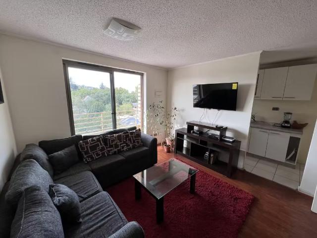 Oferta! Departamento 3 dormitorios, 1 baño, con estacionamiento. Sin muebles. 3 dormitorios por 72000. 00 en Chillán