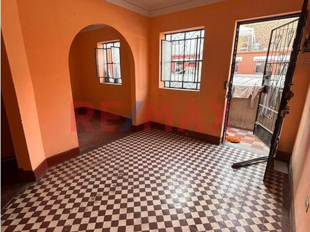 Oferta Duplex Cerca Mesa Redonda, Costado Unmsm Medicina