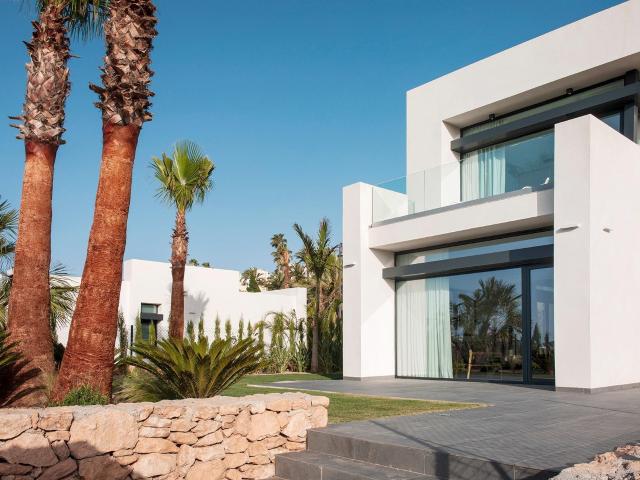 Oferta Especial De Primavera No pierda la oportunidad. Compr. 248m² Urbanizacion La Manga Club