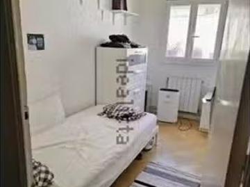 Nuevo Habitación en 6 Carrer d'Empúries