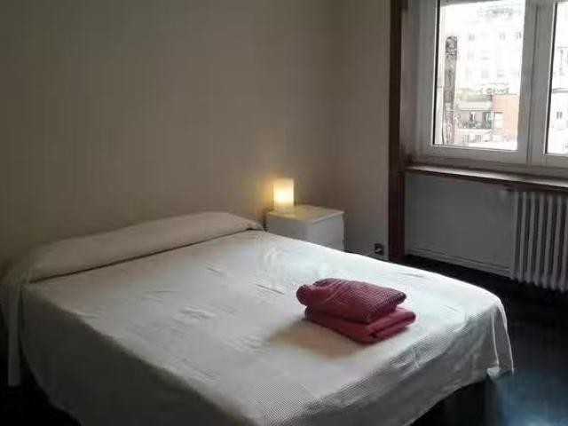 Encantador Habitación en Via Augusta, Vila de Gràcia