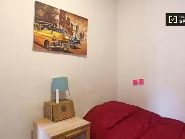 Nuevo Habitación en apartamento de 3 dormitorios en Casa de Ca.
