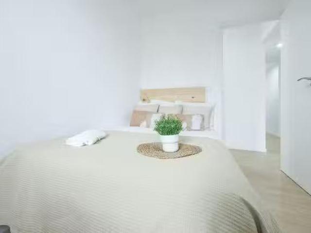 Bonito Habitación en Avinguda de Valladolid, Benimaclet
