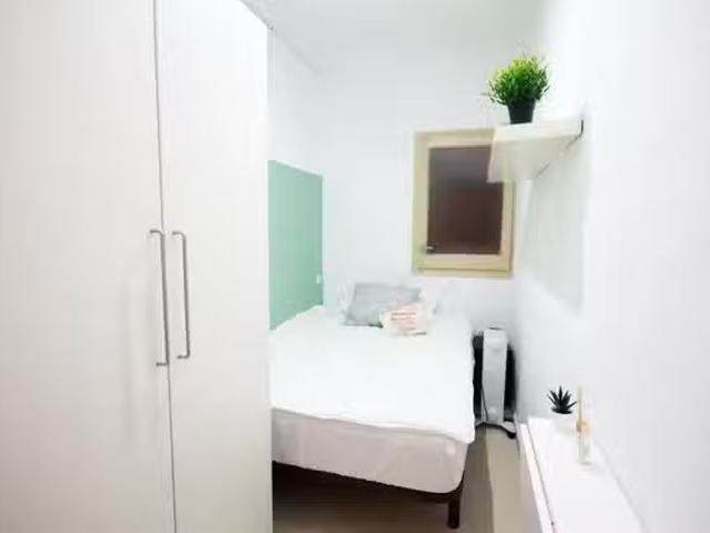 Acogedor Habitación en Avinguda de Madrid