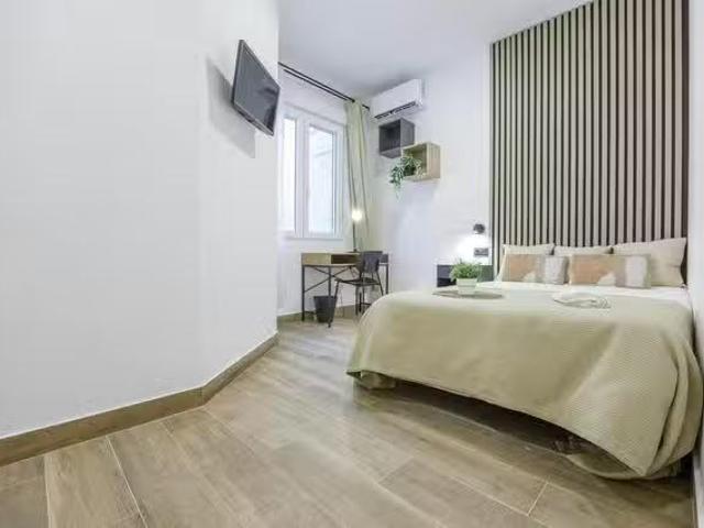 Acogedor Habitación en Avinguda del Marqués de Sotelo, Ciutat.