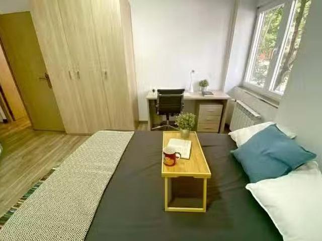 ¡Renta! Habitación en Calle Alcalde López Casero