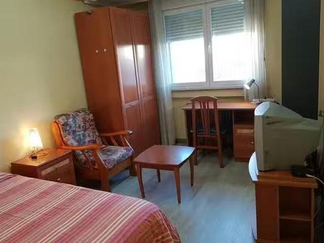 Bonito Habitación en Calle Asturias