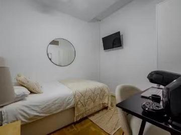 Encantador Habitación en Calle de Cea Bermúdez, Gaztambide
