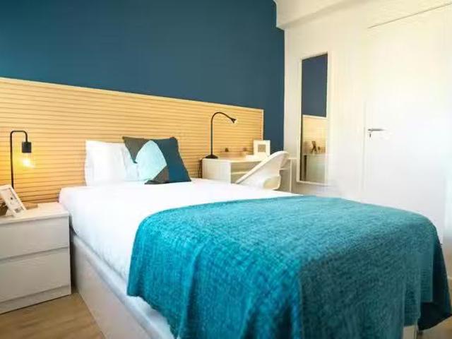 Único Habitación en Calle de Francisco Silvela, Prosperidad