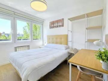 ¡Oferta! Habitación en Calle de Italia