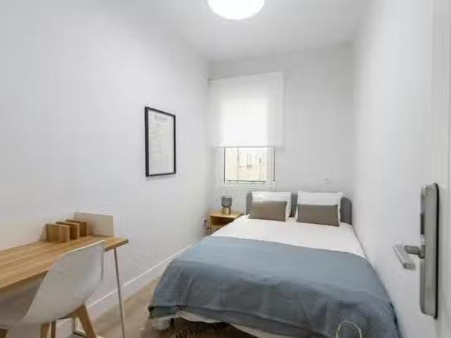 Único Habitación en Calle de Jaime El Conquistador, Chopera