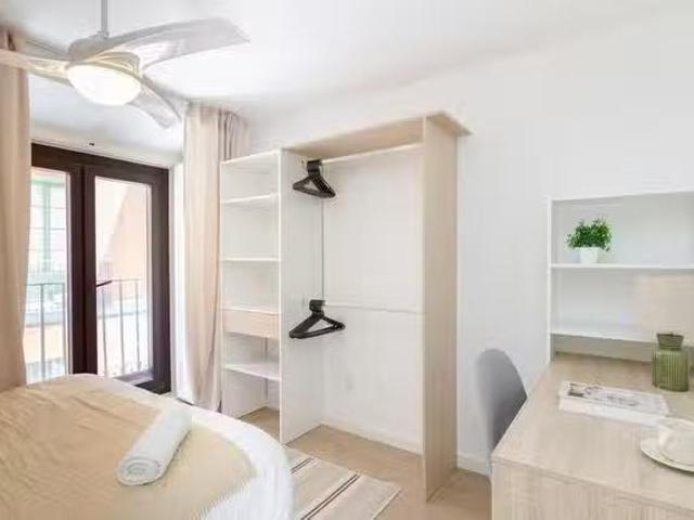 Acogedor Habitación en Calle de la Amnistía, Centro