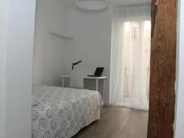 ¡Oferta! Habitación en Calle de la Cava Alta, Palacio