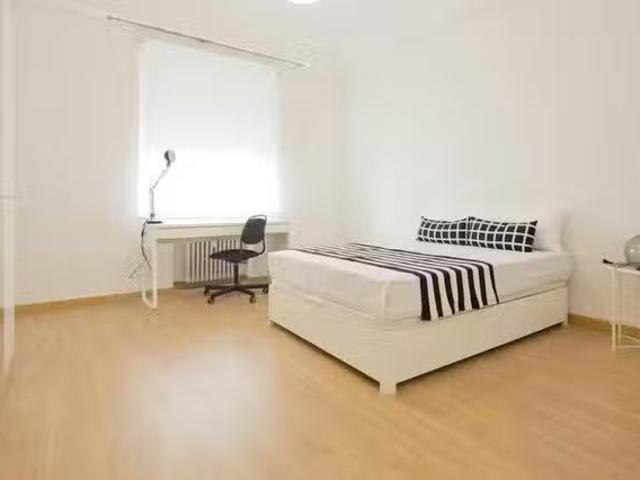 Acogedor Habitación en Calle de la Princesa, Argüelles