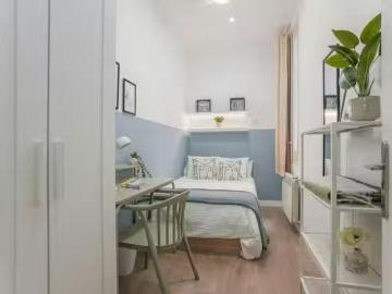 Acogedor Habitación en Calle de la Redondilla, Centro