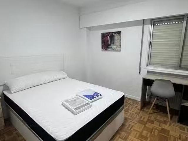 Único Habitación en Calle de Ramón Gómez de la Serna, Peñagrande