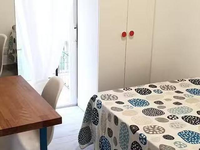 ¡Oferta! Habitación en Calle de Santa Aurea, Puerta del Ángel