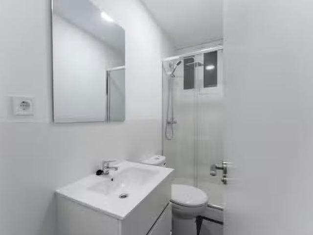 Nuevo Habitación en Calle de Sagasta, Chamberí