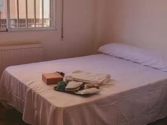 ¡Oferta! Habitación en Calle de Sierra Carbonera, Palomeras Ba.