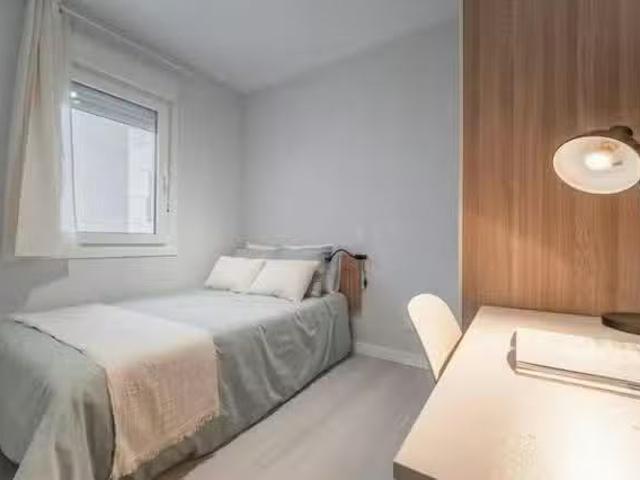 Encantador Habitación en Calle Ganges, Ciudad Lineal