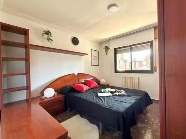 Encantador Habitación en Calle José Antonio Duce Gracia, Actur.
