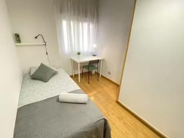 Nuevo Habitación en Calle Manuel Pavía