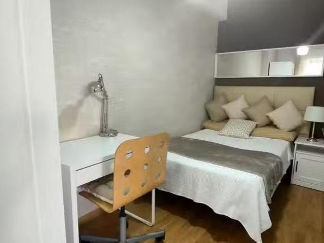 Encantador Habitación en Calle Marqués Alonso Martínez, Junta.