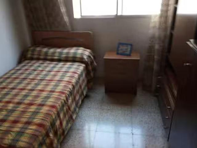 ¡Oferta! Habitación en Calle Murcia, Polígono San Blas