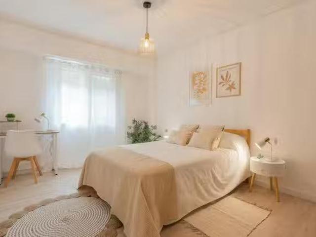 Barato Habitación en Calle Narciso Monturiol, Les Tendetes