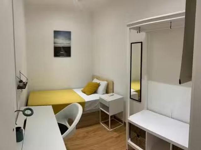 Barato Habitación en Carrer d'Occident