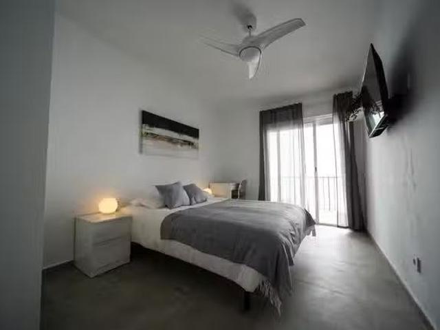 Bonito Habitación en Carrer de Cristòfol Mestre