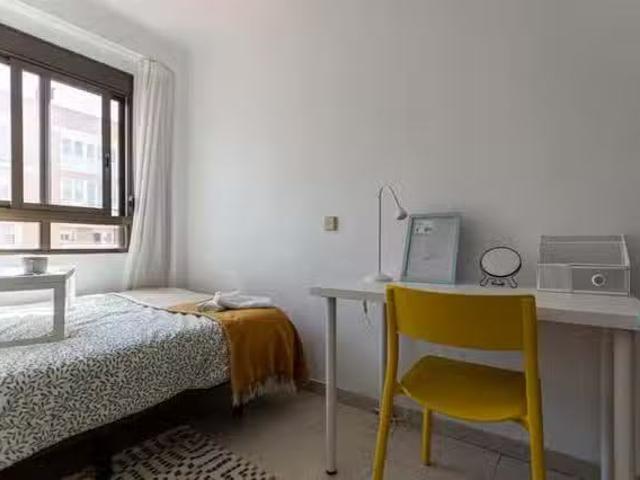 Barato Habitación en Carrer de les Illes Canàries