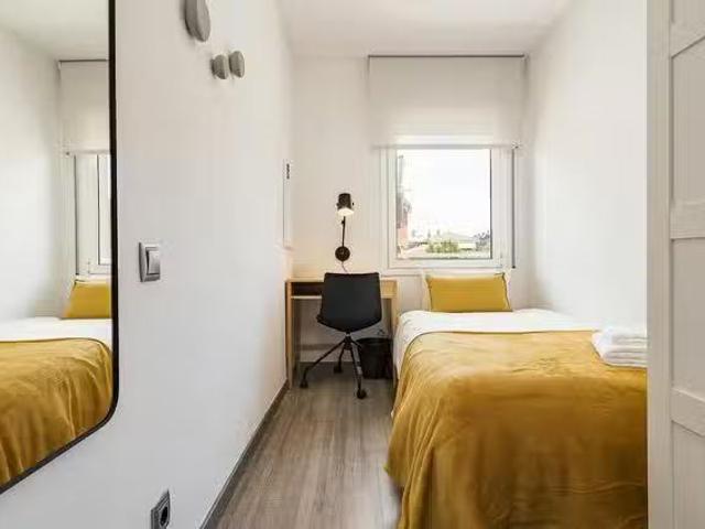 ¡Recién llegado! Habitación en Carrer de Sant Josep