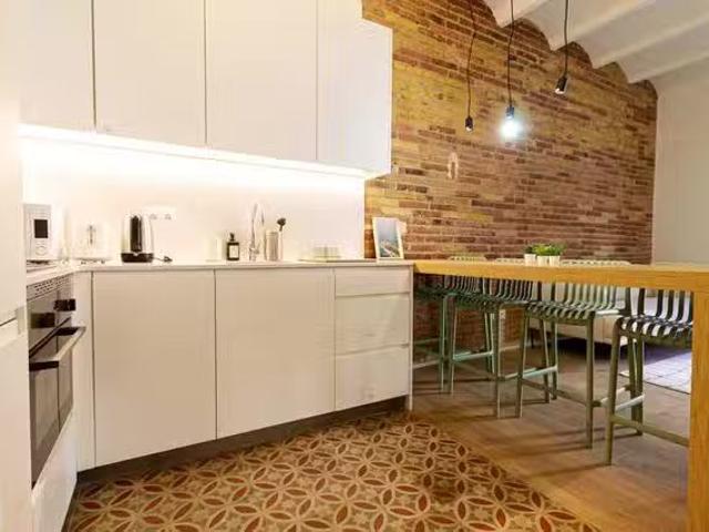 ¡Oferta! Habitación en Carrer de Santa Peronella