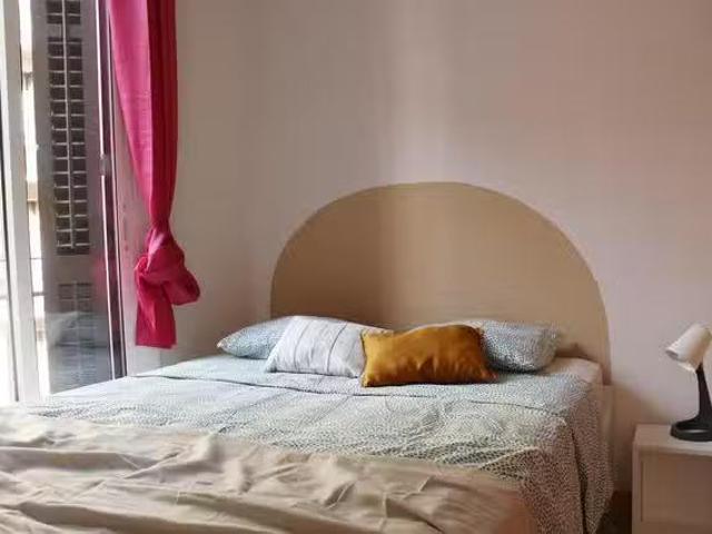 Bonito Habitación en Carrer de Xifré, El Camp de l'Arpa del Clot