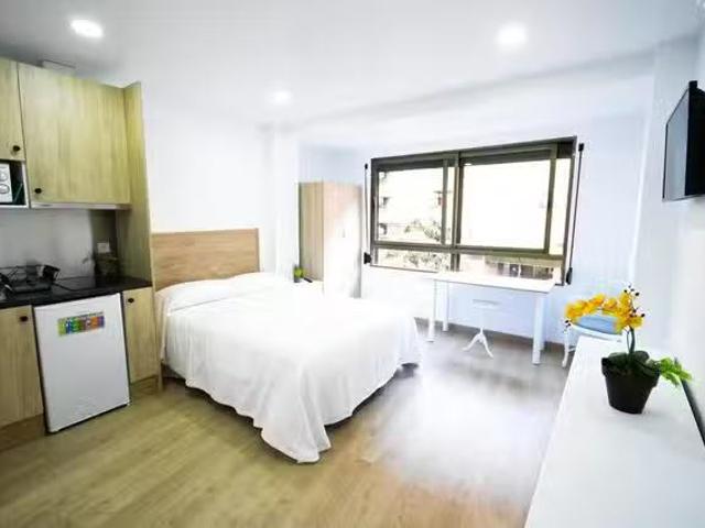 Encantador Habitación en Carrer del Mestre Sosa, Arrancapins