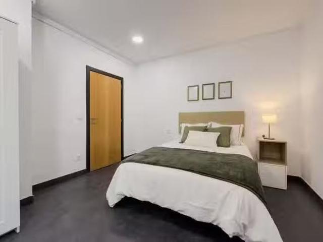 ¡Recién llegado! Habitación en Carrer del Doctor Roux