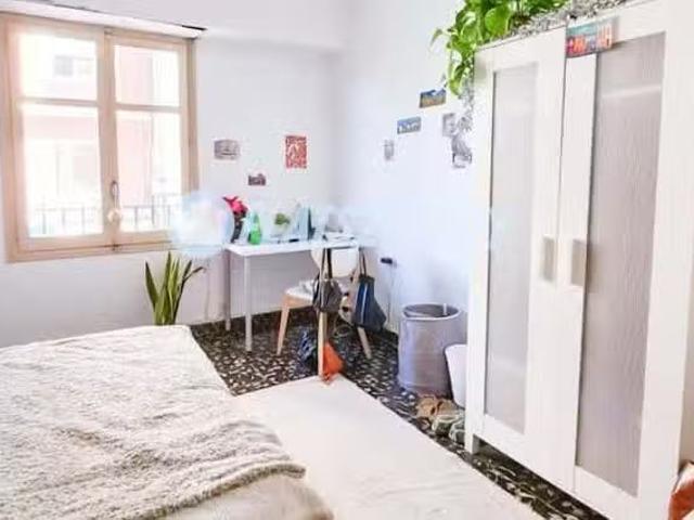 Barato Habitación en Carrer del Pintor Gisbert