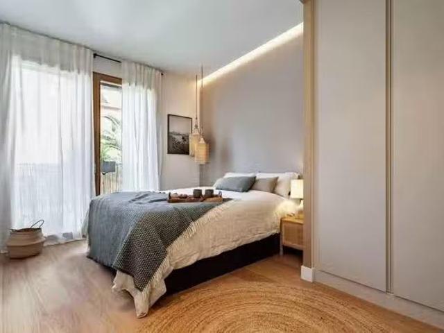 Encantador Habitación en Gràcia, 08012 Barcelona, Spain