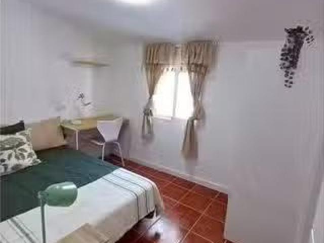 ¡Oferta! Habitación en piso compartido, Cabanyal, Valencia