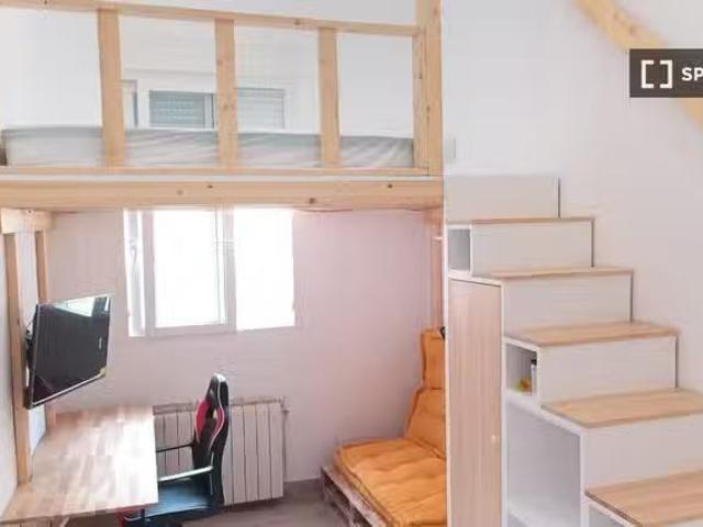 ¡Renta! Habitación en piso compartido en alquiler, Granada